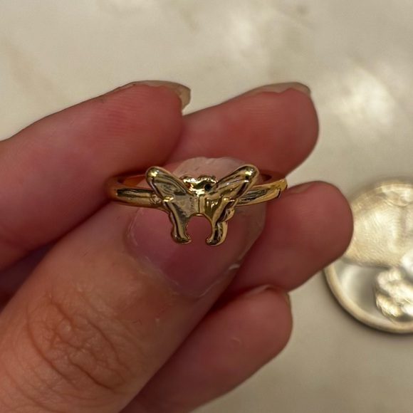 Jewelry - NWOT Butterfly ring